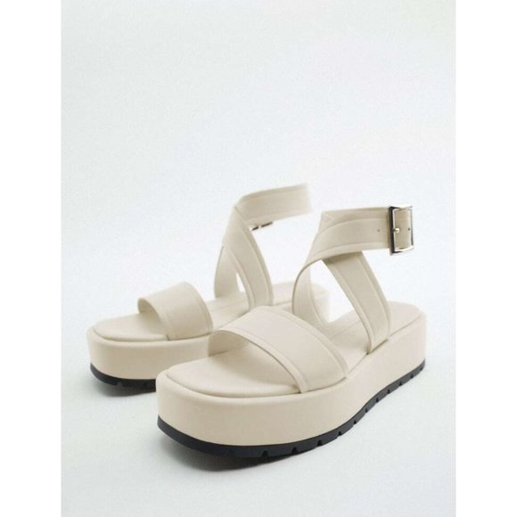 Zara Beige Flat Leather Sandals - Picture 3 of 7